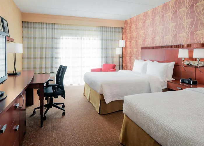 Courtyard By Marriott Chicago Hotel Naperville
